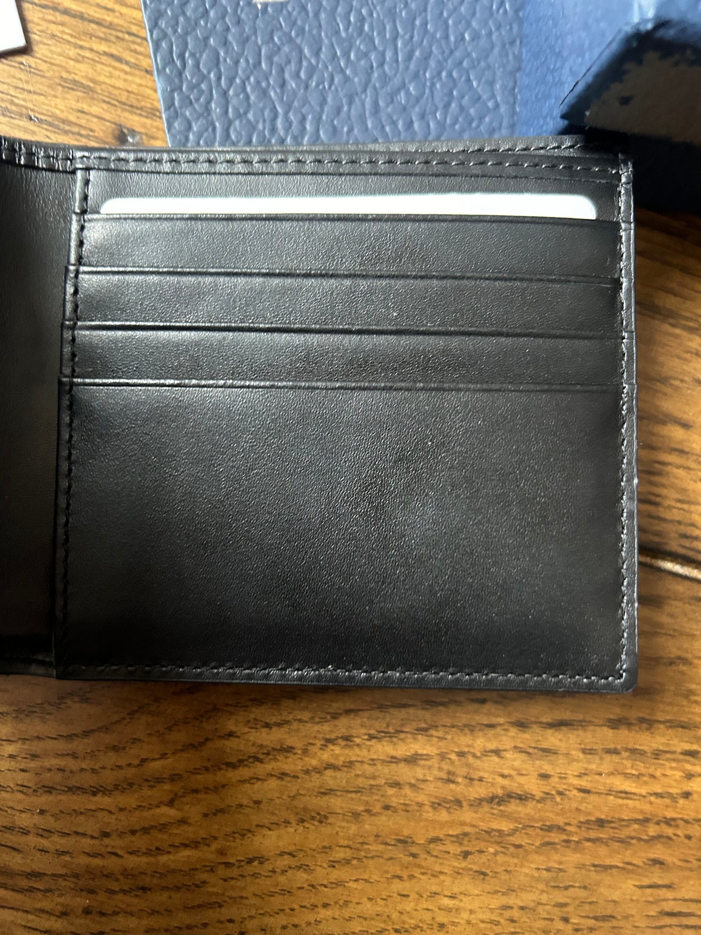 Dior wallet