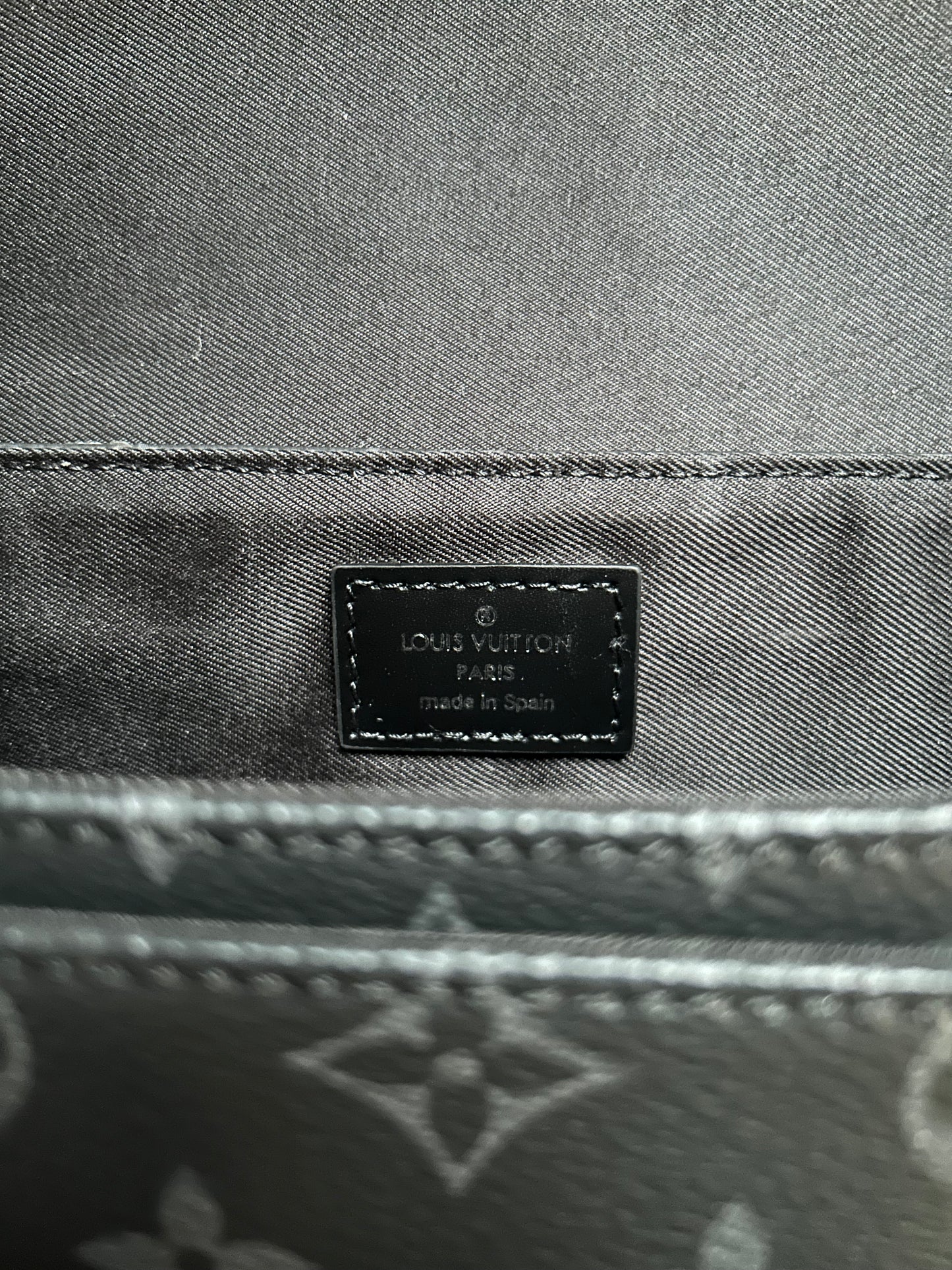 Louis Vuitton messenger bag