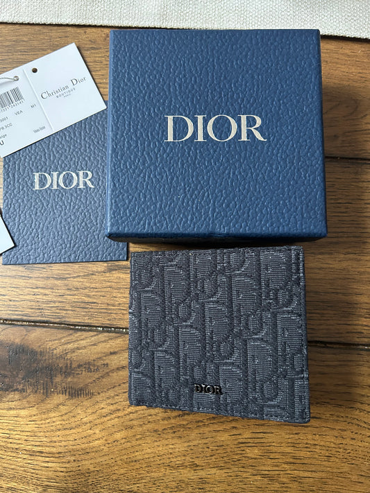 Dior wallet